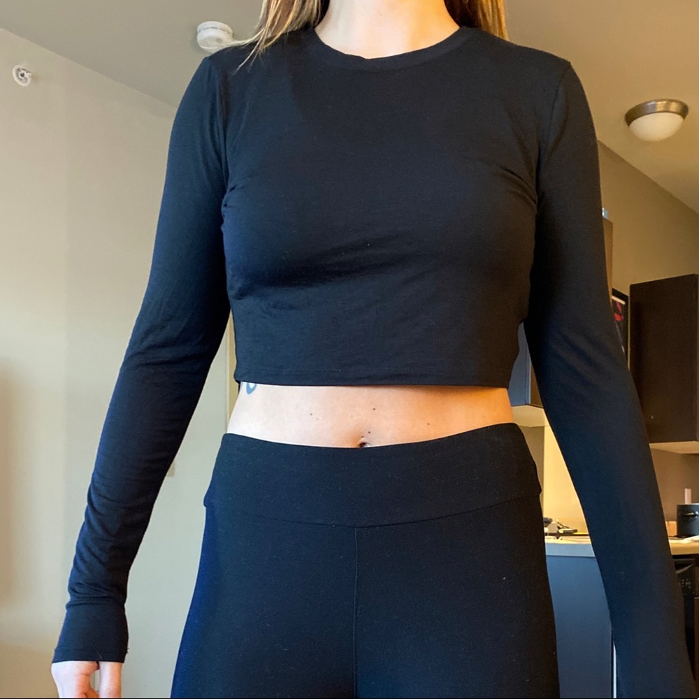 Cropped **Never worn long sleeve shirt